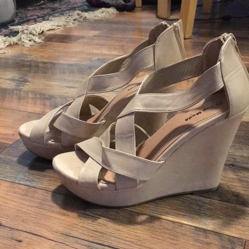 Top Moda Nude wedge - Picture 2 of 3
